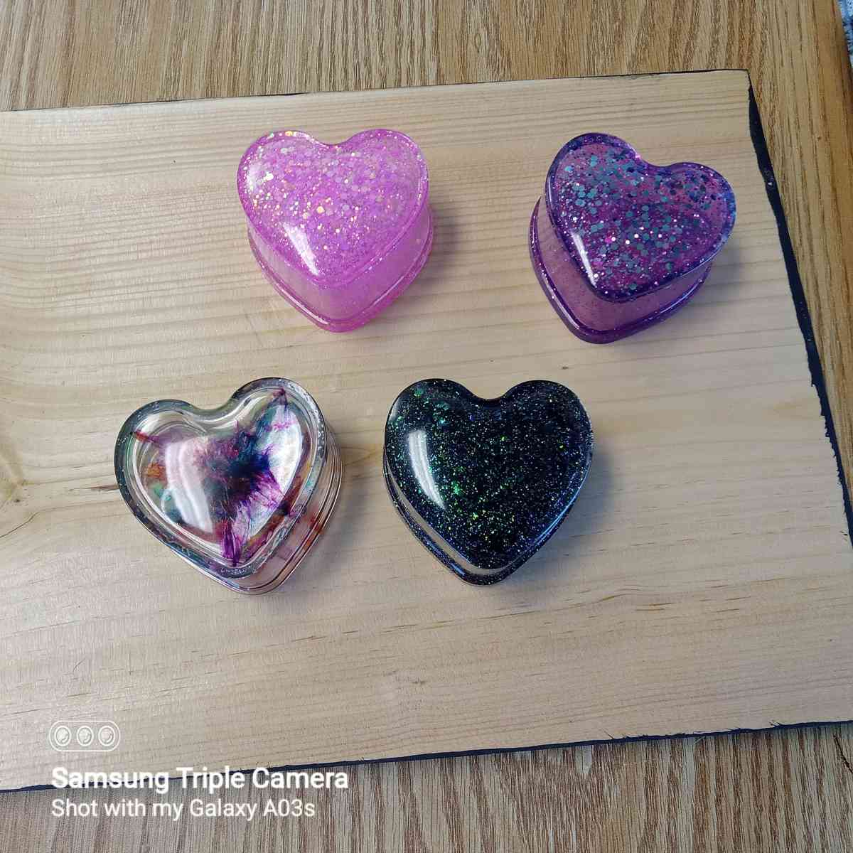 jewelery boxes any style or also used as paper weight boxes