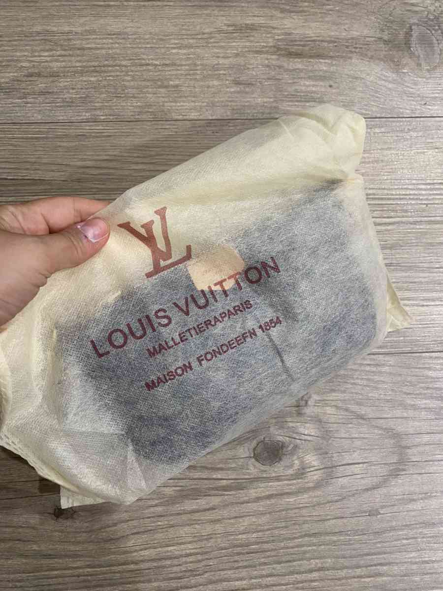 Louis Vuitton bag - Alicia, Arkansas - FleaMarketBay