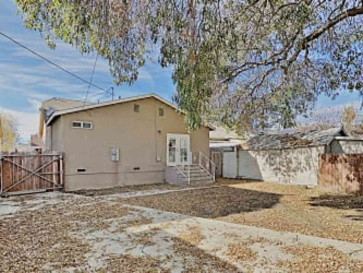 BEAUTIFUL SINGLE FAMILY HOME FOR RENT - Los Angeles, California - FleaMarketBay