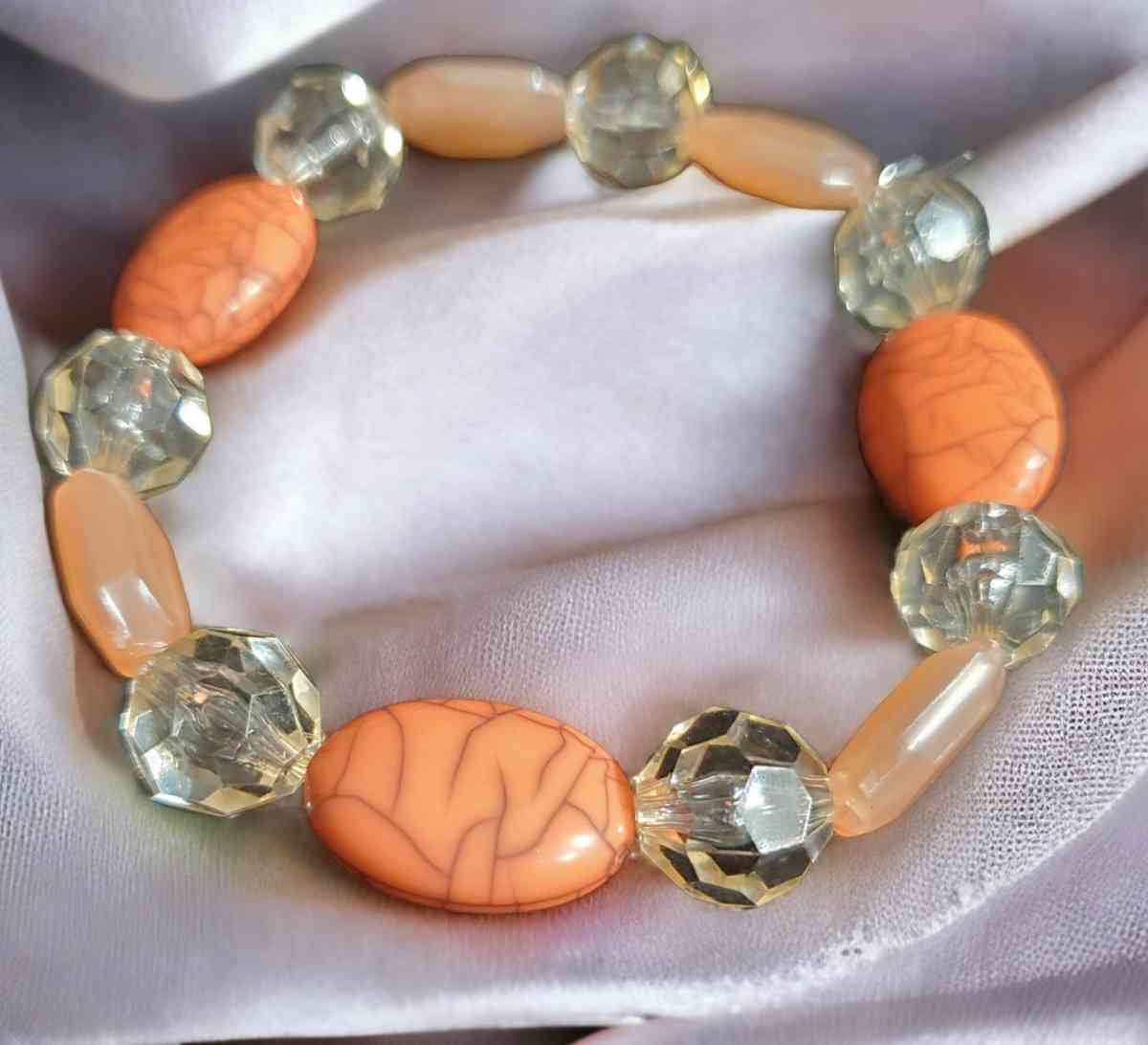 Necklace Bracelet and Earring Set - Youngsville, Louisiana - FleaMarketBay