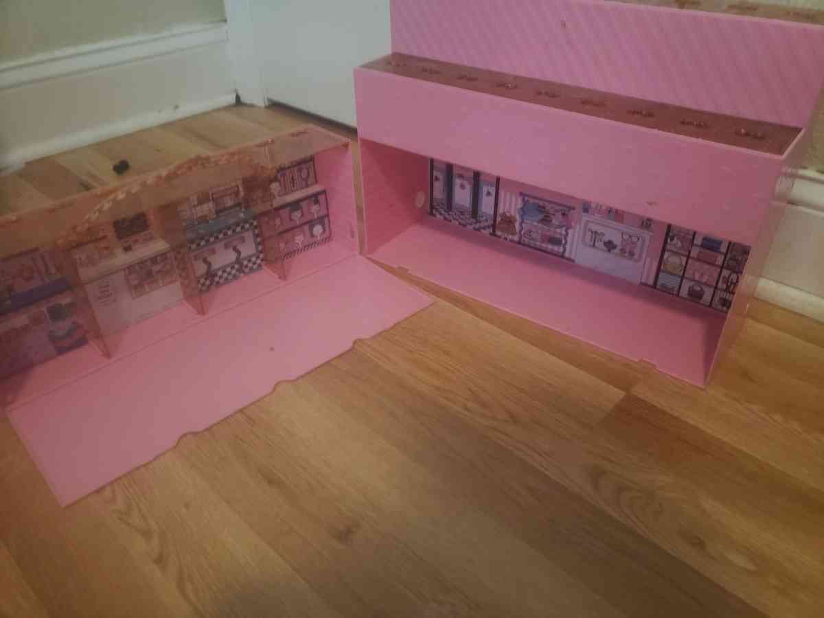 lol doll display - Orlando, Florida - FleaMarketBay