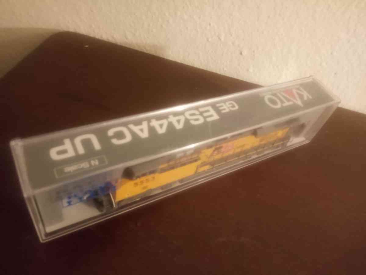 KATO N Scale freight train starter set - Spokane, Washington - FleaMarketBay