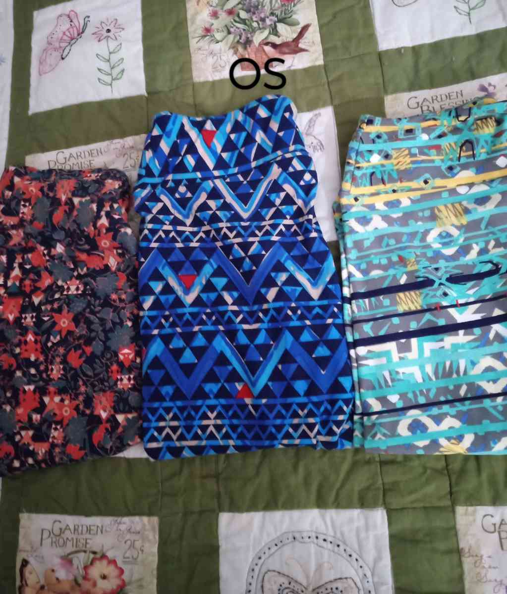 Brand New LuLaRoe OS Leggings 9 each Fit size 2 to 10 - Hemet, California - FleaMarketBay