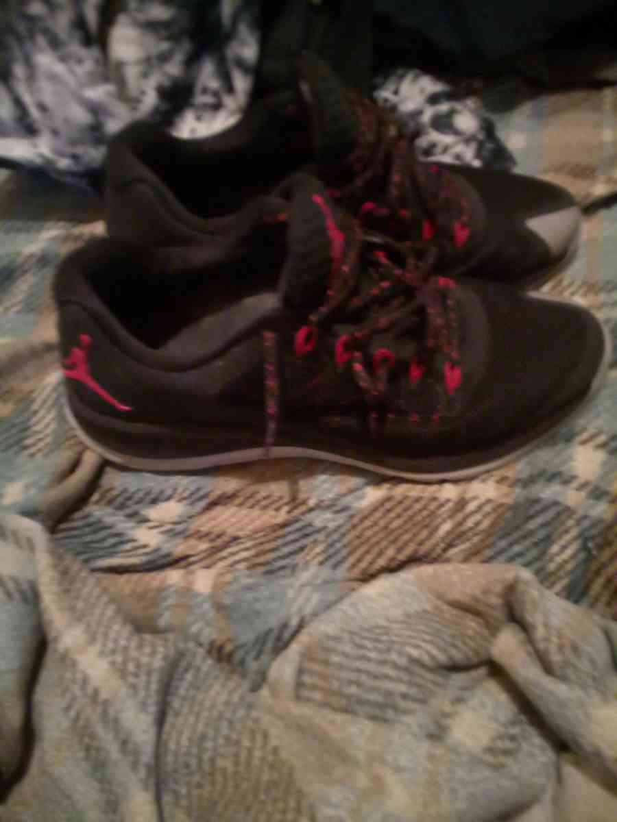 Jordans - Detroit, Michigan - FleaMarketBay