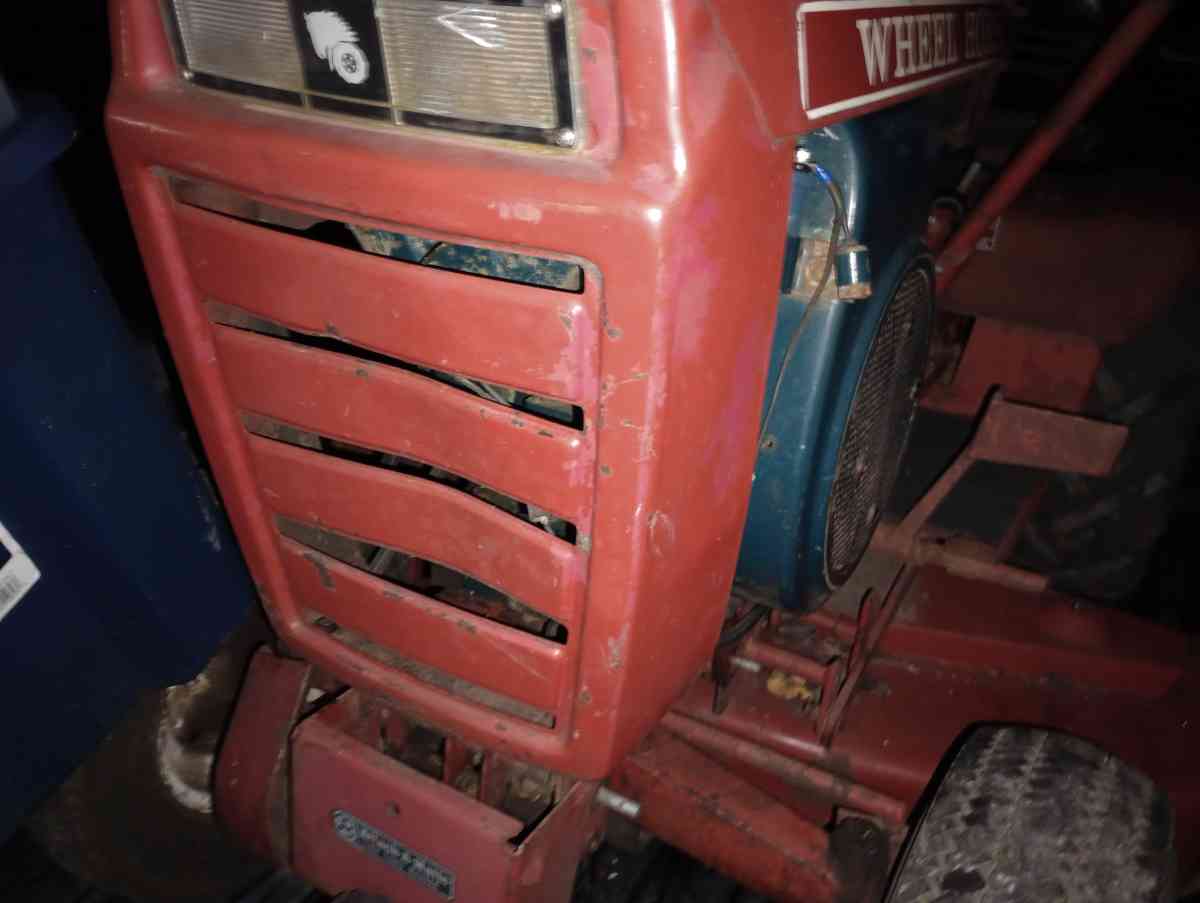 wheel horse riding mower - Wabash, Indiana