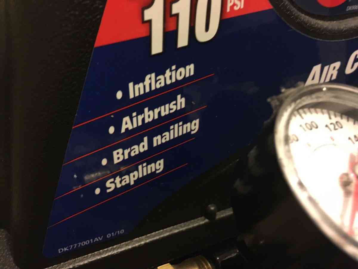 Campbell Hausfeld FP2028 1 Gallon Air Compressor - Palm Bay, Florida - FleaMarketBay