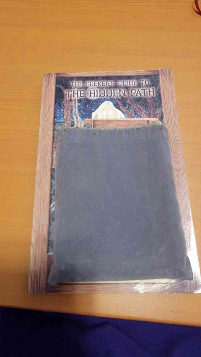 I am selling multiple decks of tarot cards and oracle cards - Hyde Park, New York