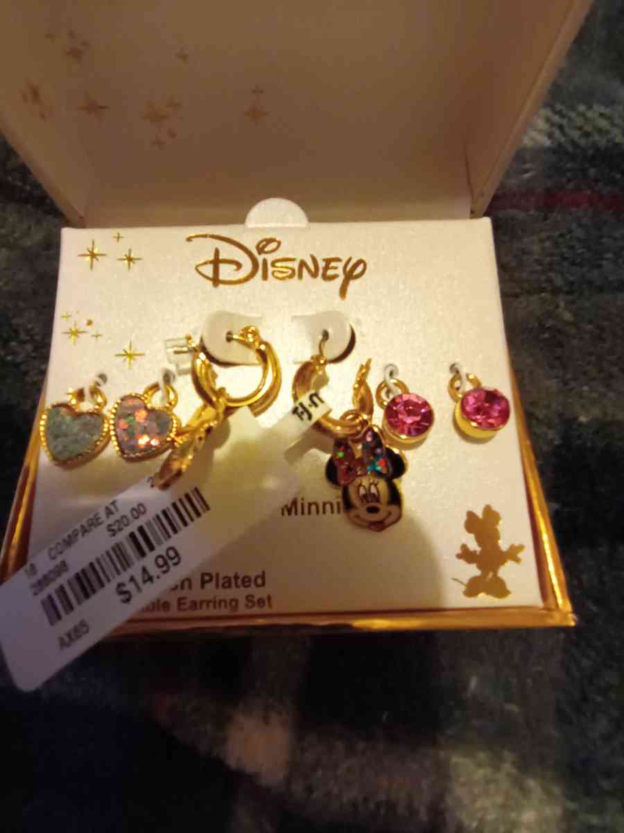 Disney sterling silver earrings - Pocatello, Idaho - FleaMarketBay