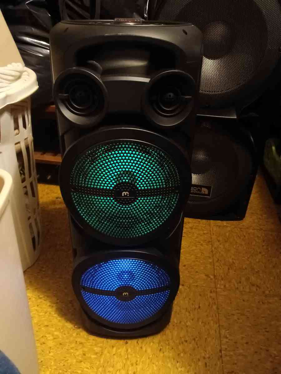 Bluetooth party speaker - Brentwood, Maryland