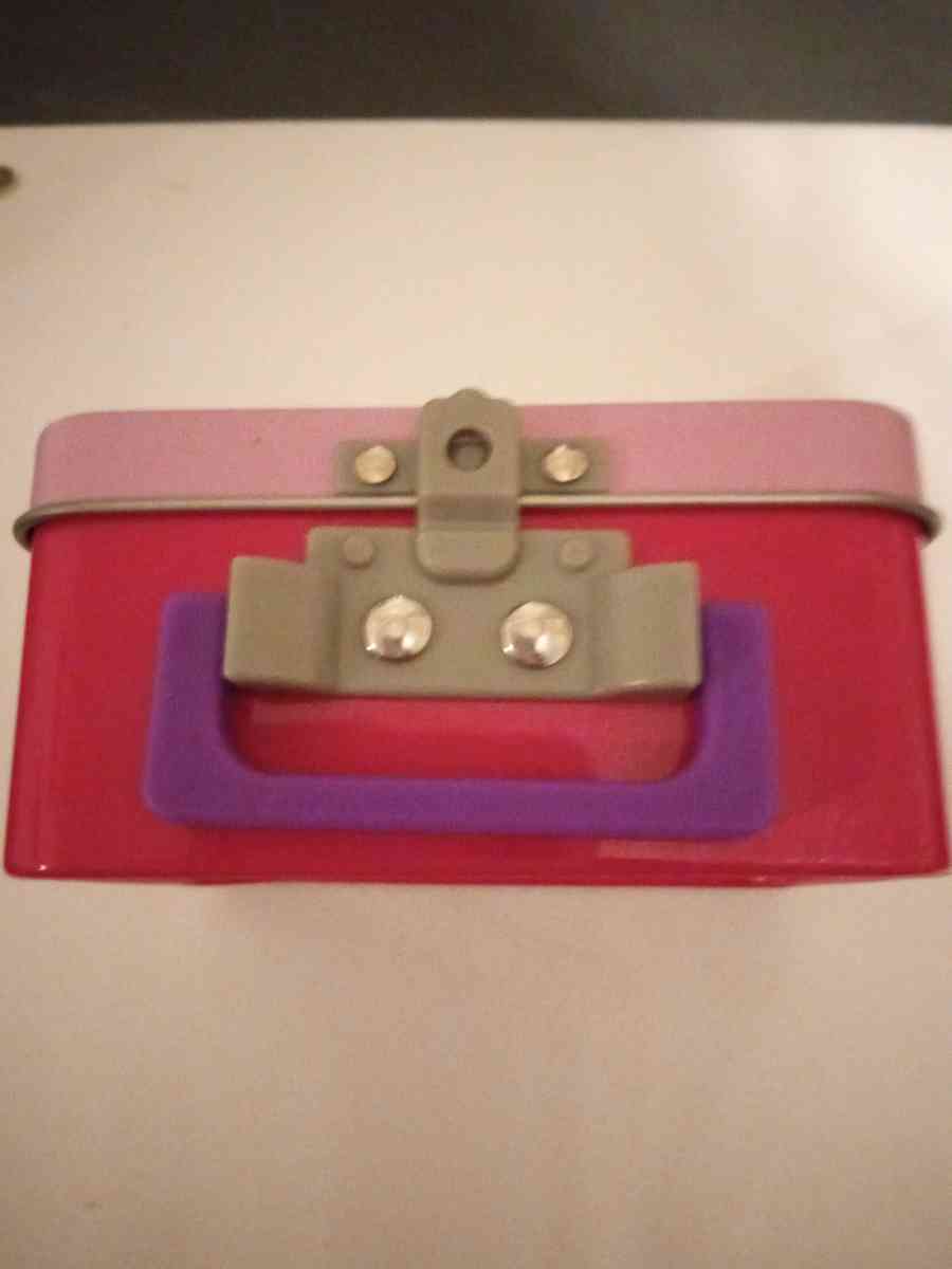 mini lunch box - Castle, Oklahoma