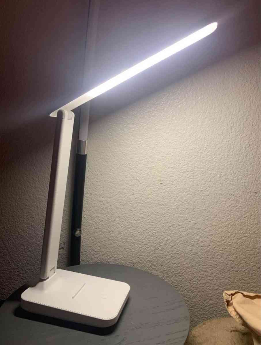 Desk Lamp - Holtville, California - FleaMarketBay