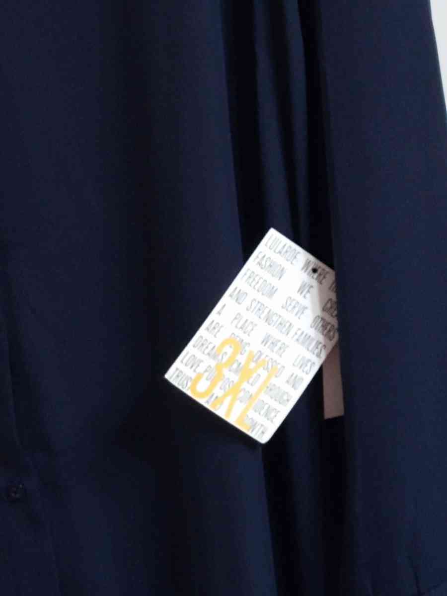 NWT 3XL LuLaRoe Ellie 25 Fits size 26 to 28 Retails for  52 - Hemet, California - FleaMarketBay