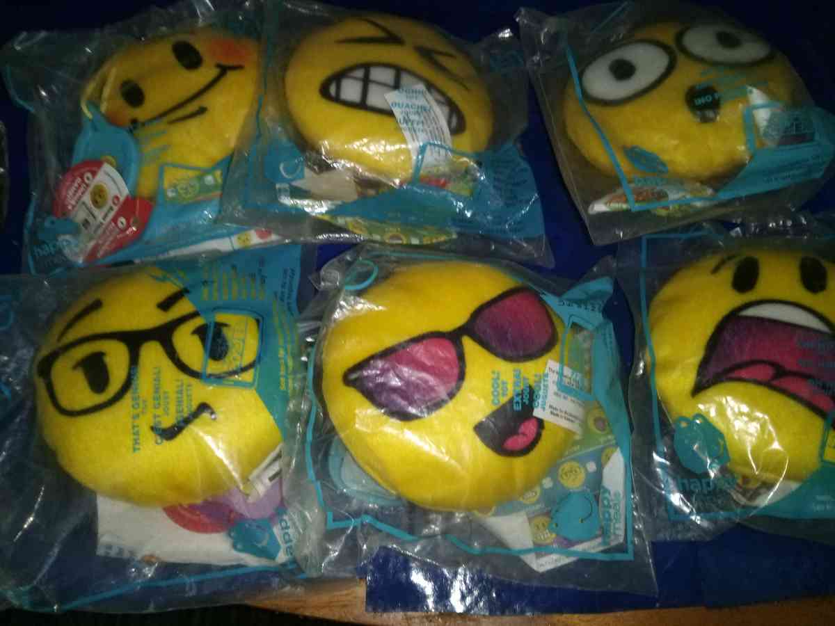 Emoji clip ons - Pawtucket, Rhode Island - FleaMarketBay