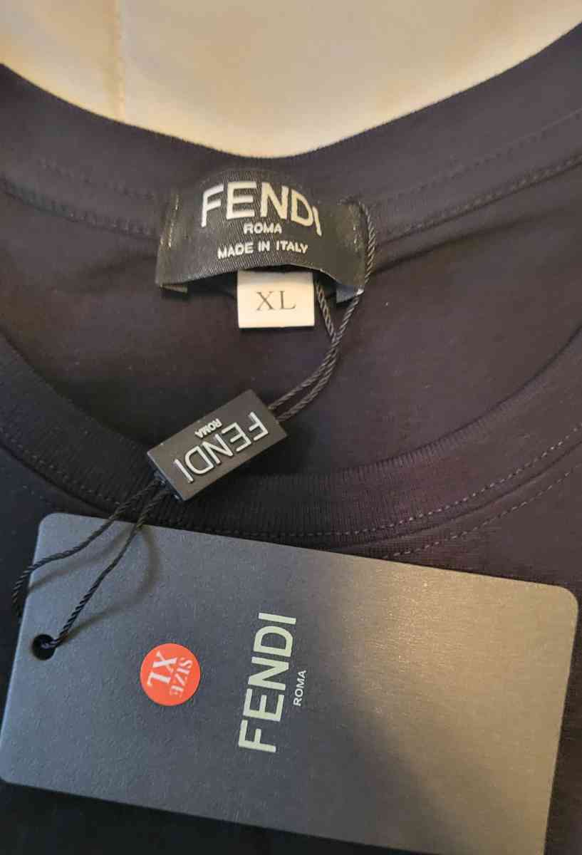 F Unisex Large T Shirt - Morganton, North Carolina