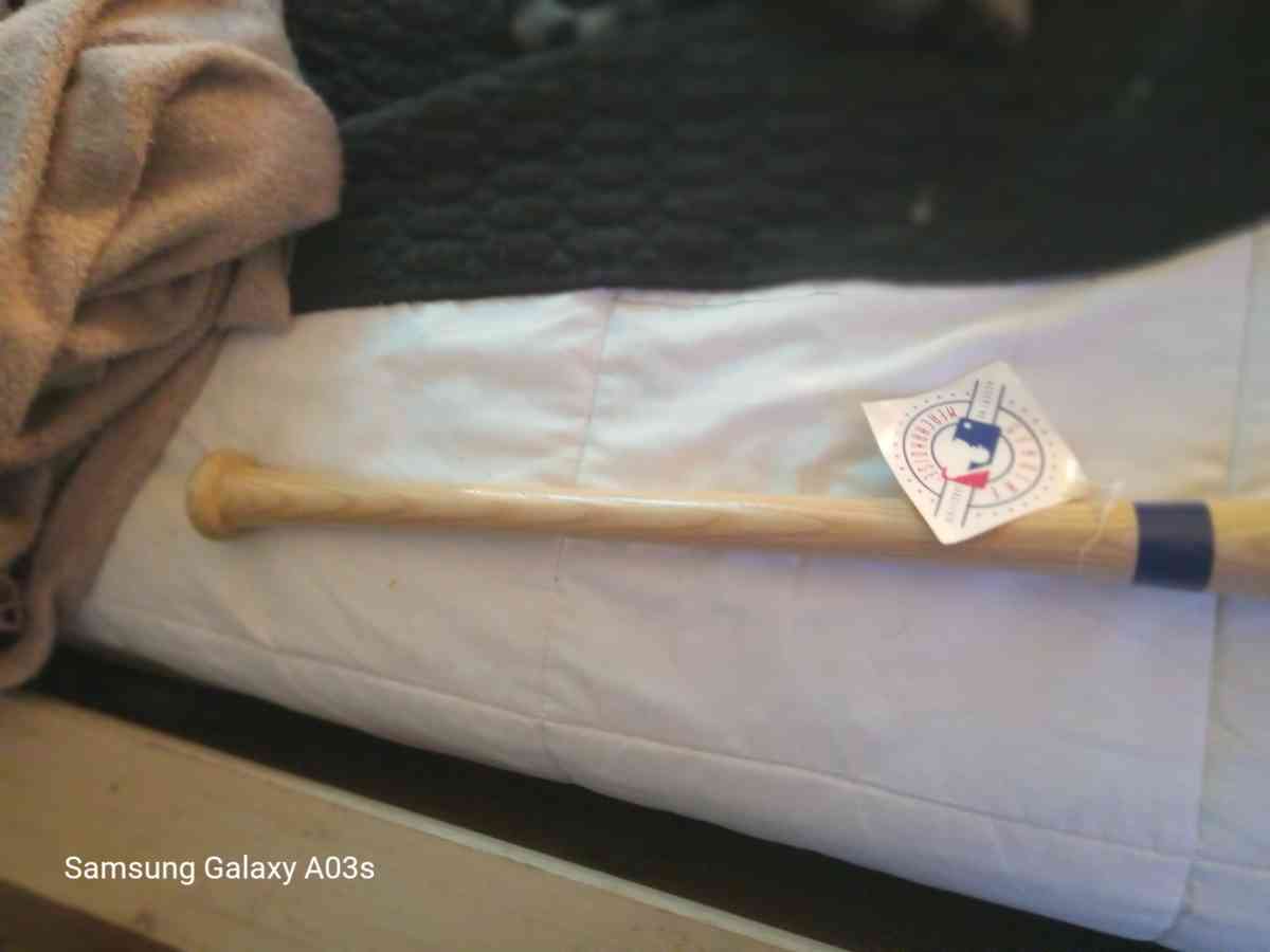 1 of 96 Atlanta Braves 1996 championship wooden baseball bat - Indianapolis, Indiana - FleaMarketBay