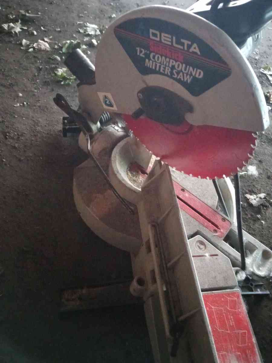 Delta Sidekick 12 in Compound Miter Saw - Mentor, Ohio - FleaMarketBay