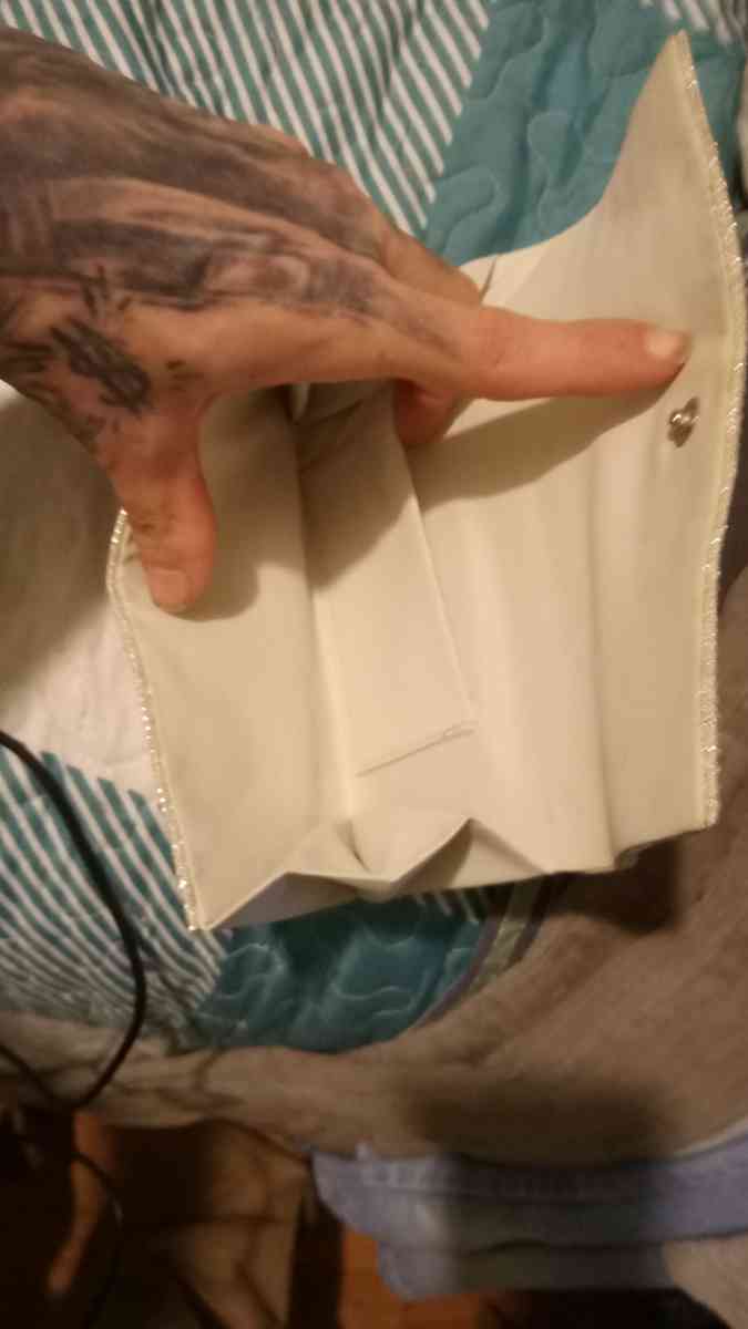 pocketbook - Salisbury, North Carolina - FleaMarketBay