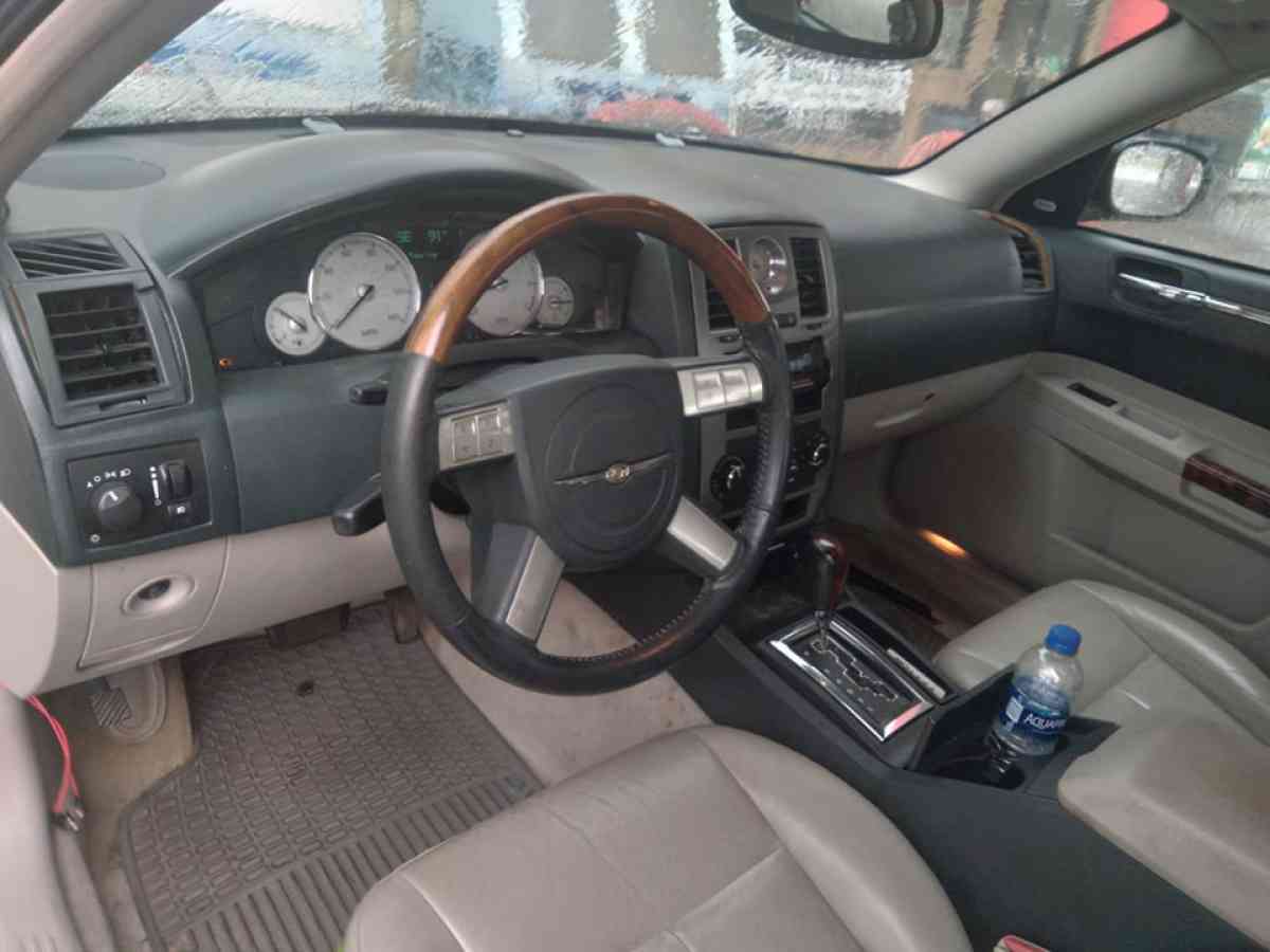 2006 Chrysler 300 - Meridian, Mississippi - FleaMarketBay