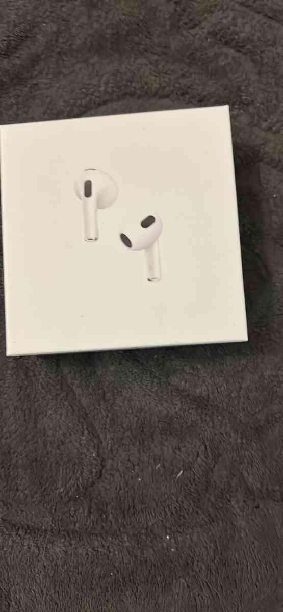 3rd generation AirPods - Alexandria, Virginia - FleaMarketBay