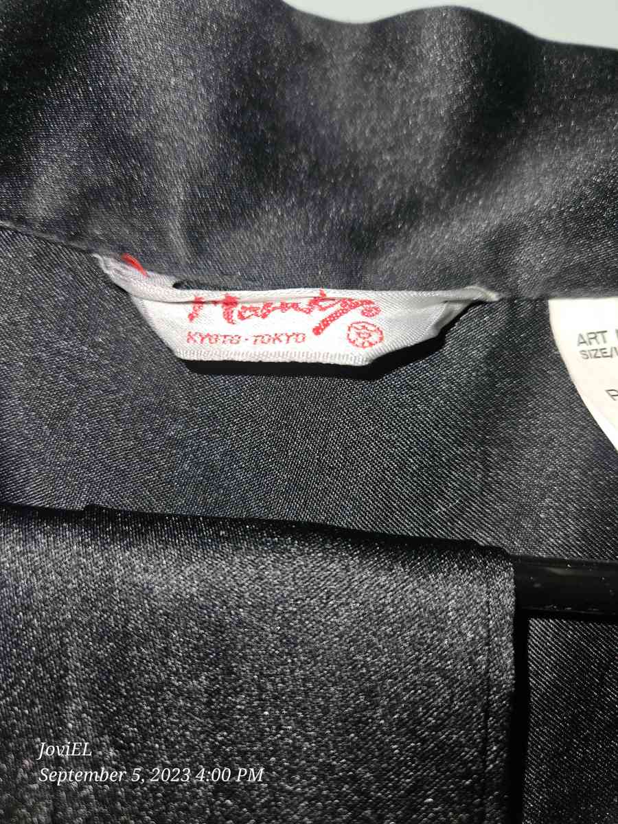 Japanese Designed Robe - Los Angeles, California - FleaMarketBay