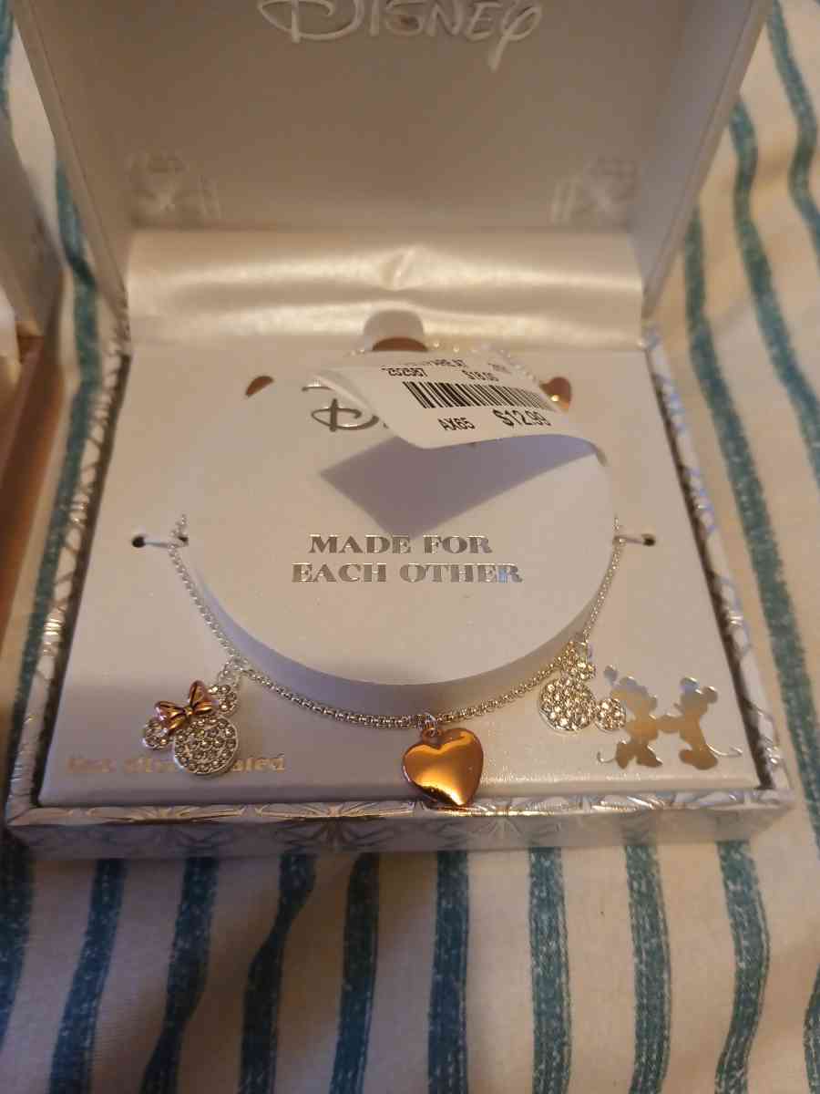 Sterling silver Disney bracelet - Pocatello, Idaho