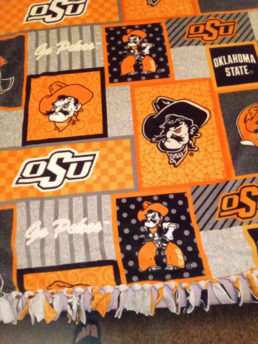 blankets - Canton, Oklahoma - FleaMarketBay