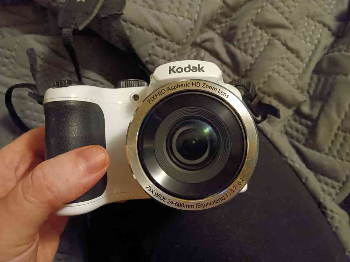 Kodak PIXPRO AZ252 - Fayette, Alabama - FleaMarketBay