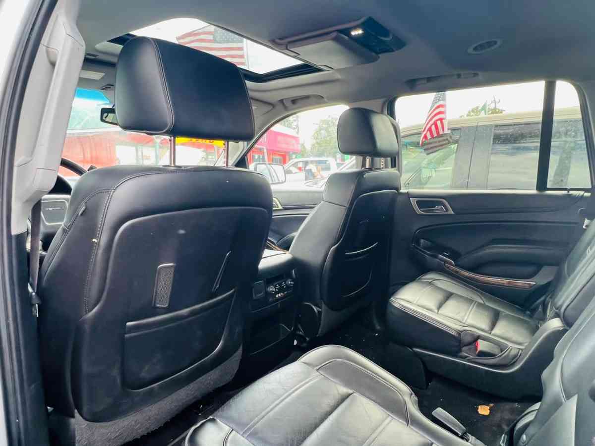 2016 Gmc Yukon Denali 153k millas - Bacliff, Texas - FleaMarketBay