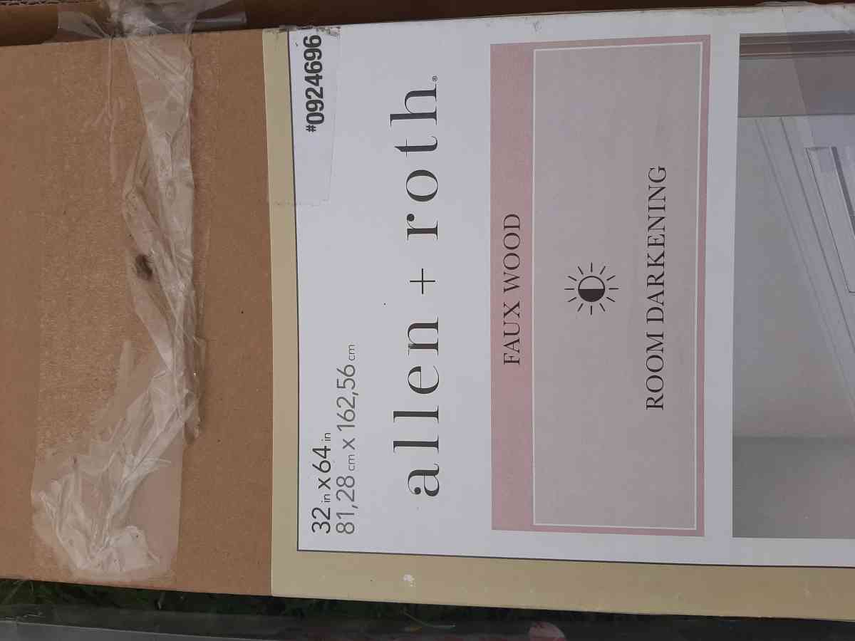 19 window blinds - Canton, Ohio - FleaMarketBay