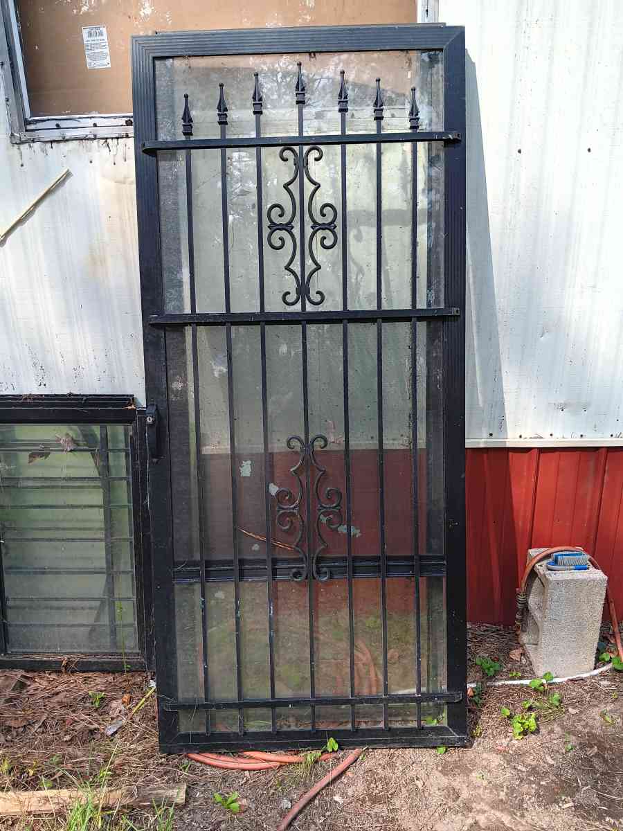 security storms door - Lincoln, Alabama