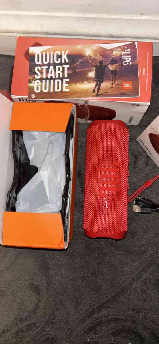 brand new JBL flip 6 speaker - Alexandria, Virginia - FleaMarketBay