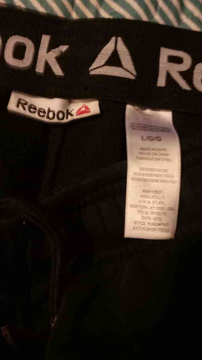 Reebok pants - Salisbury, North Carolina - FleaMarketBay