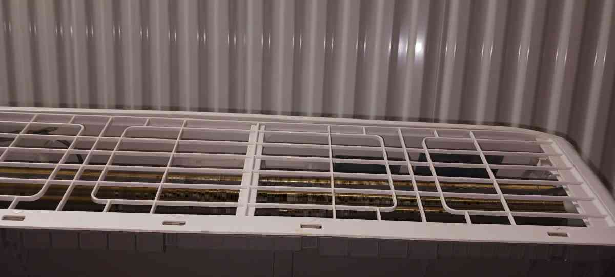 Mr cool split ac unit - Humble, Texas - FleaMarketBay