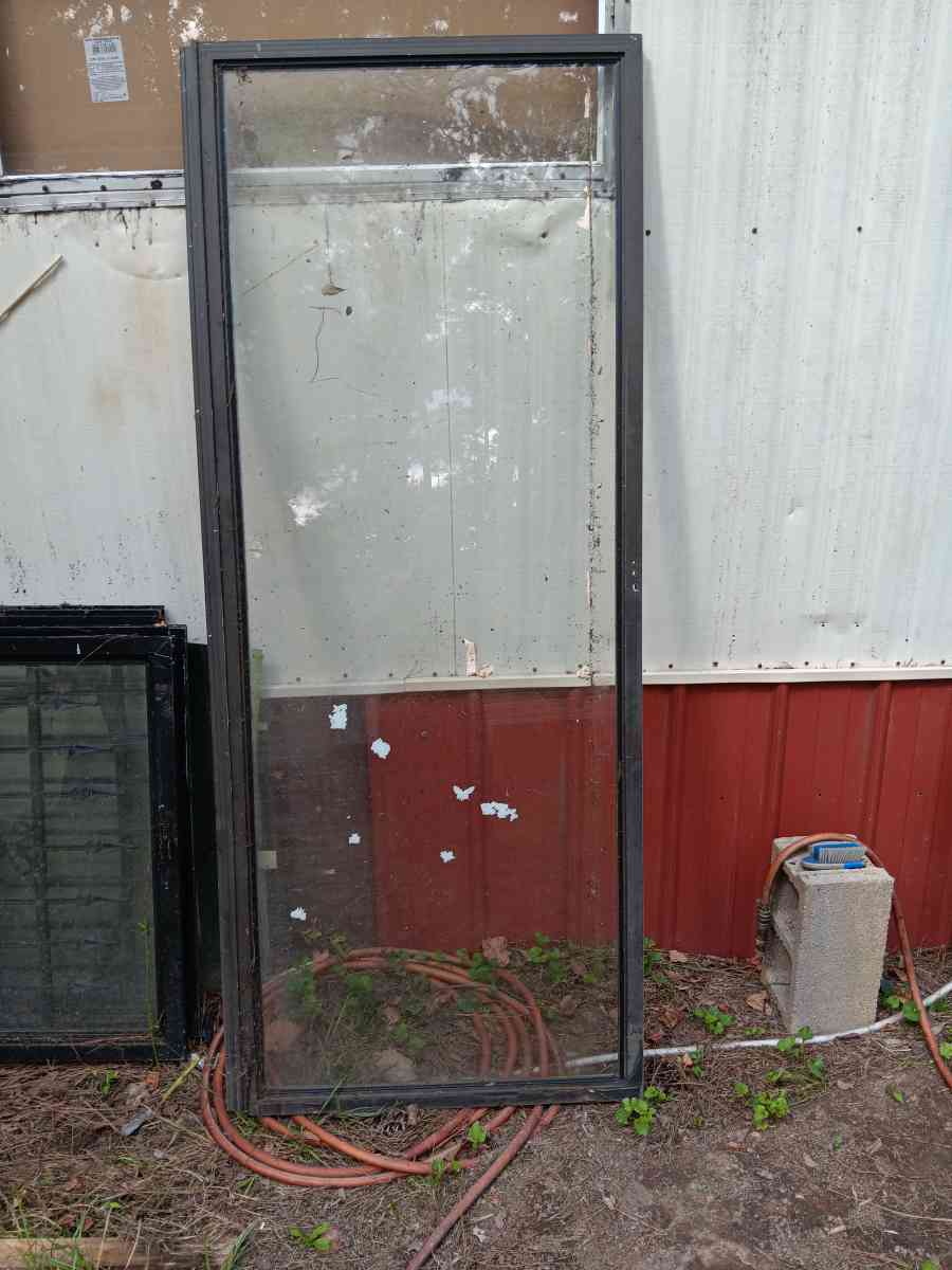 1 storm door and 2 windows - Lincoln, Alabama - FleaMarketBay