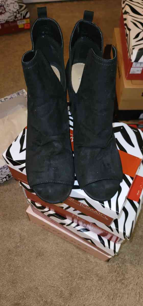 Womens Heels - Pensacola, Florida - FleaMarketBay