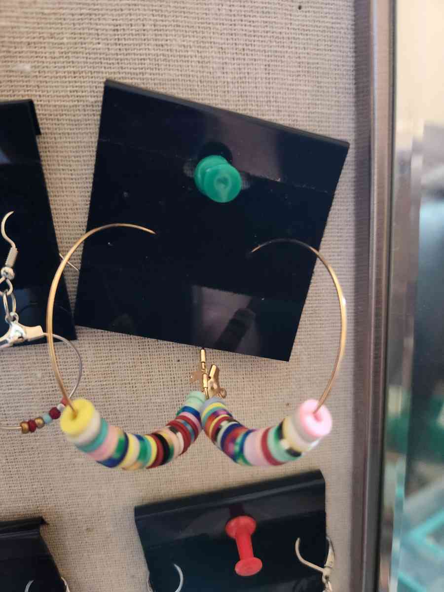 hand made earrings - Marlton, New Jersey - FleaMarketBay