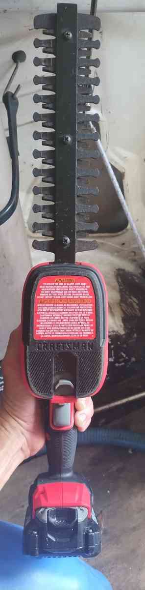 20 v max 8in hedge trimmer - Bradenton, Florida - FleaMarketBay