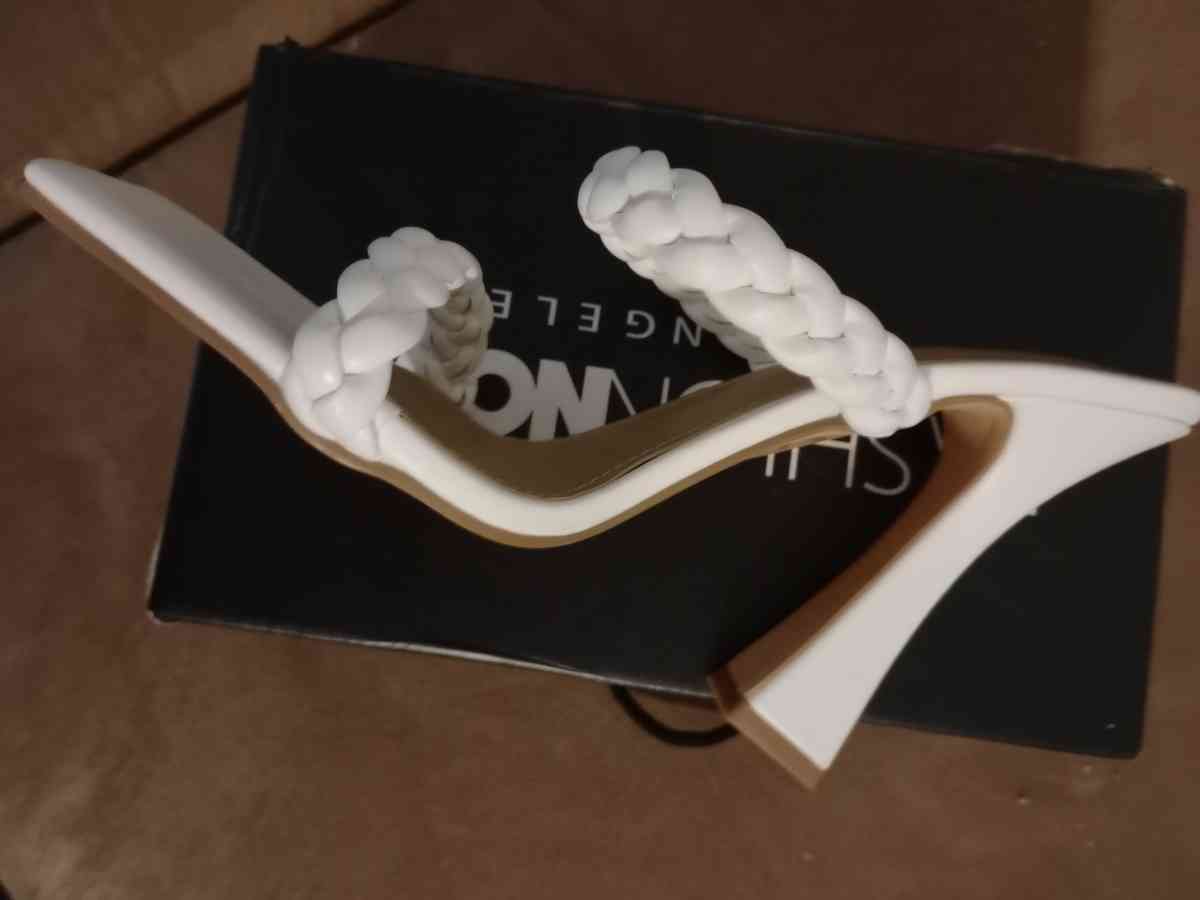 wish and waiting heels - Hampton, Virginia - FleaMarketBay