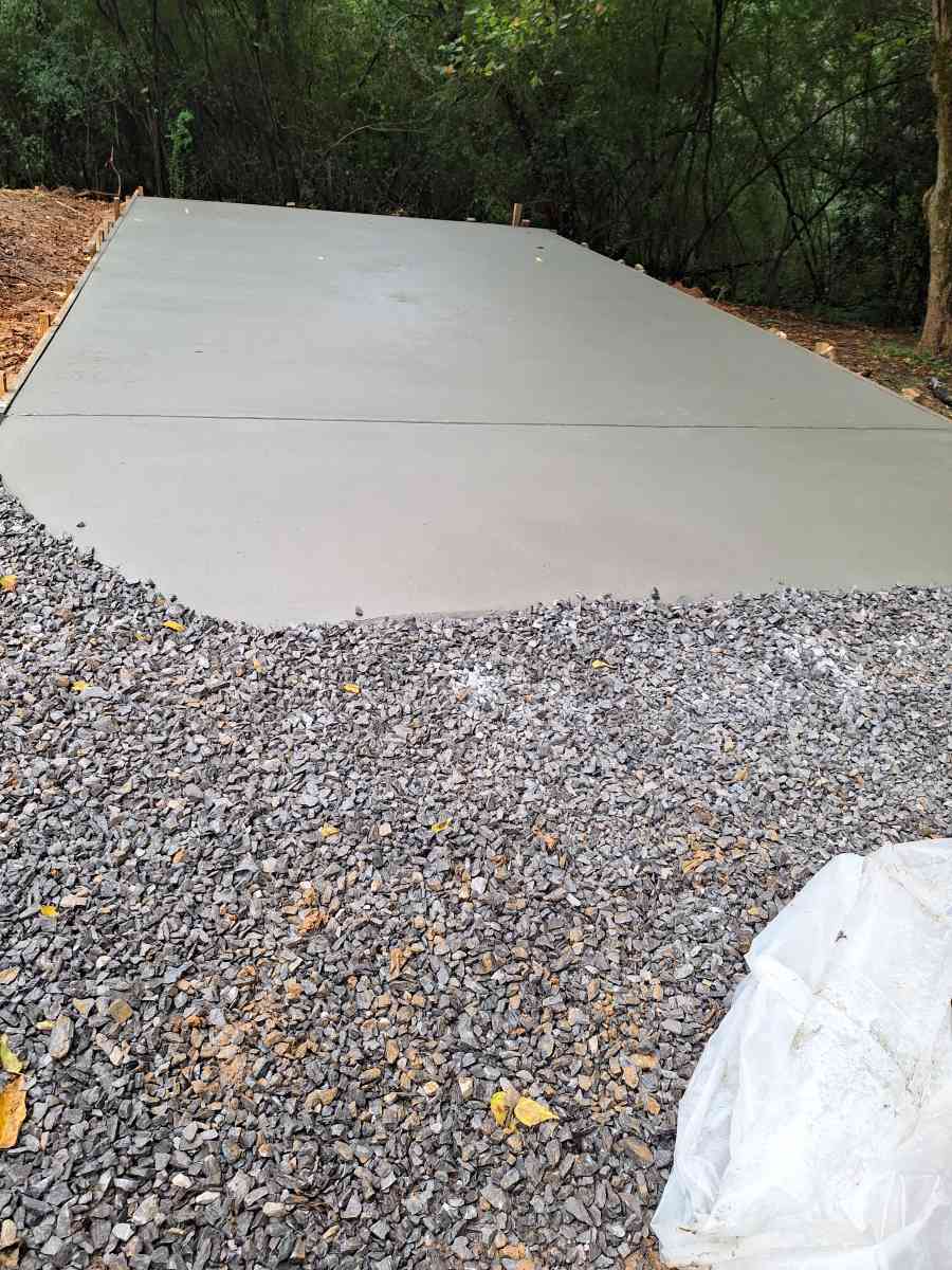 concrete pad - Birmingham, Alabama - FleaMarketBay