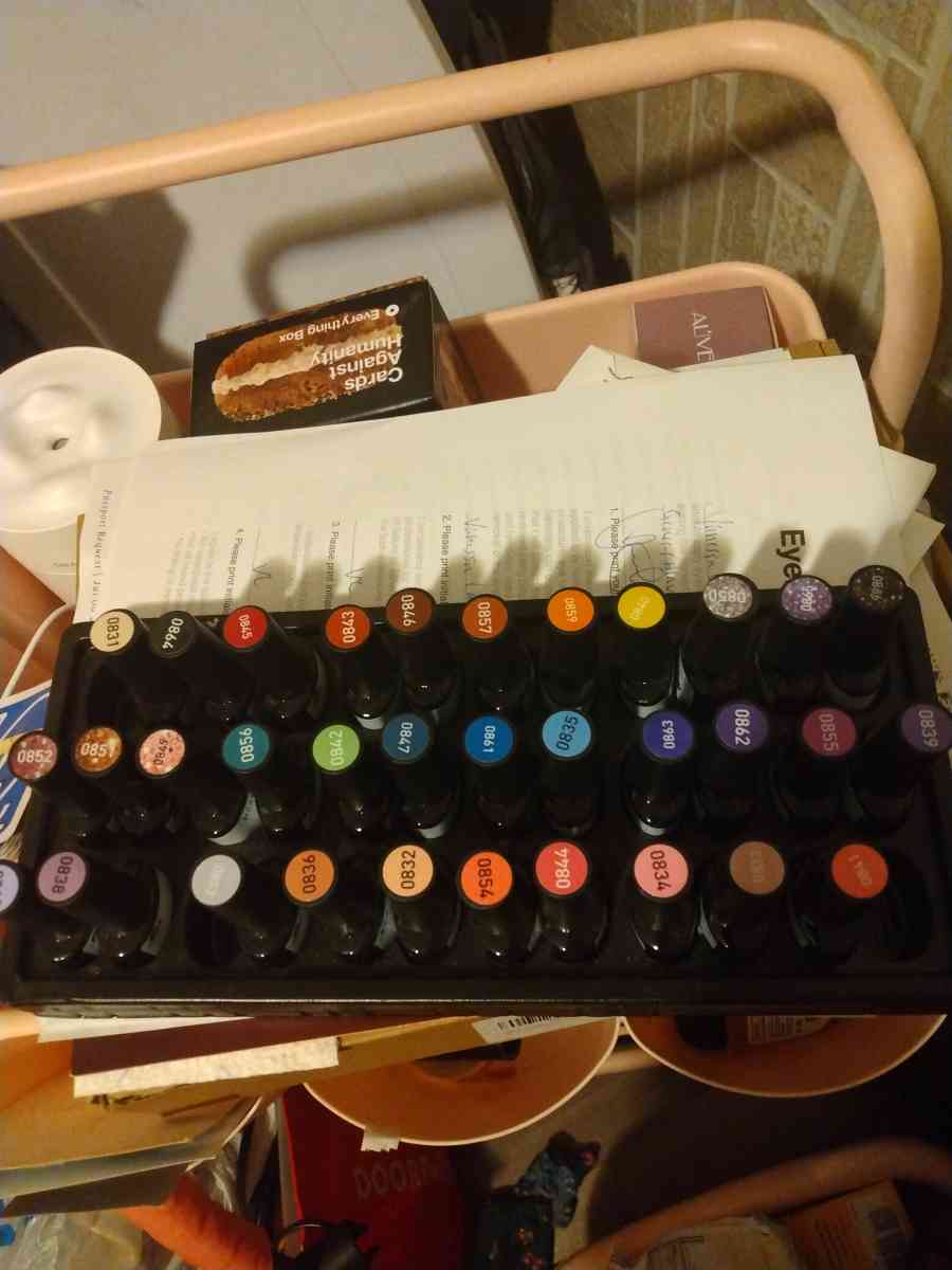 nail polish - Chicago, Illinois