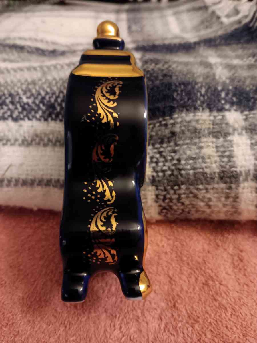 porcelain imperial limoges 22k gold and blue mantle clock - Vinita, Oklahoma - FleaMarketBay