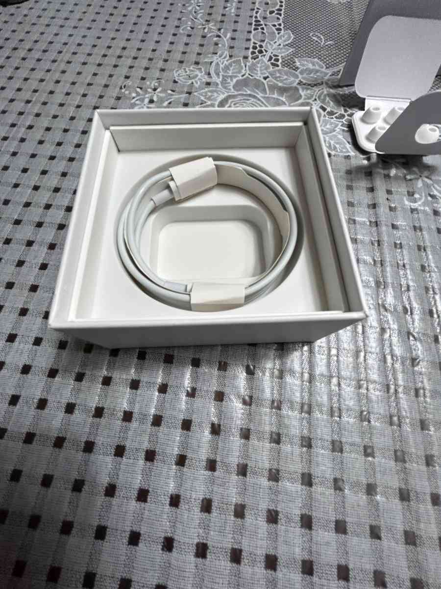 AirPod pro 2 gen - Ferndale, Washington - FleaMarketBay