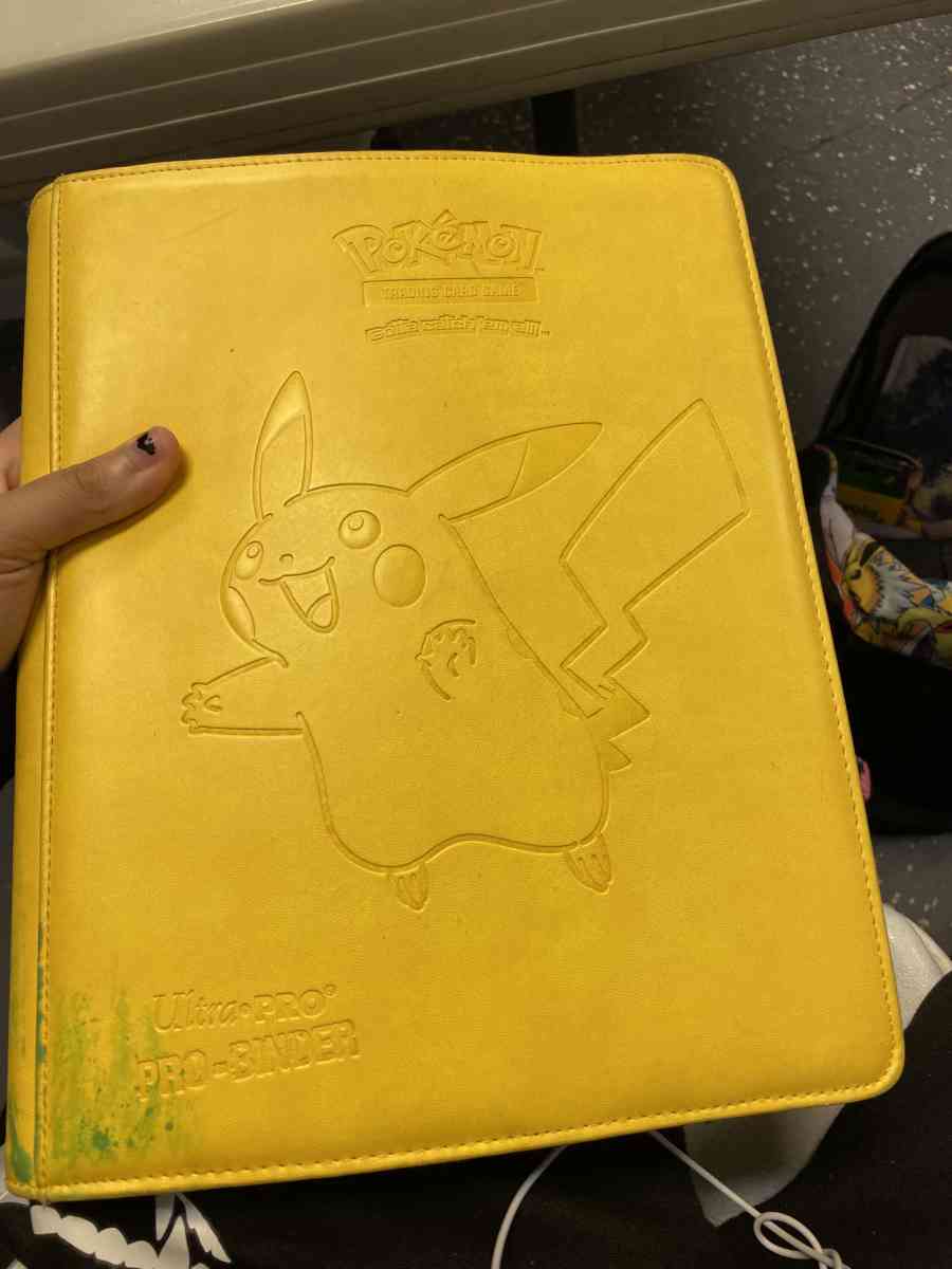 Pokmon binder and cards