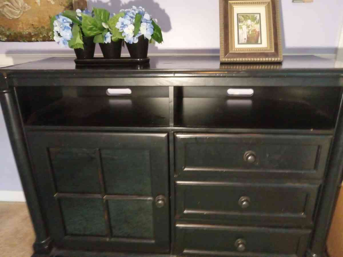 Entertainment Center - Cumberland, Rhode Island