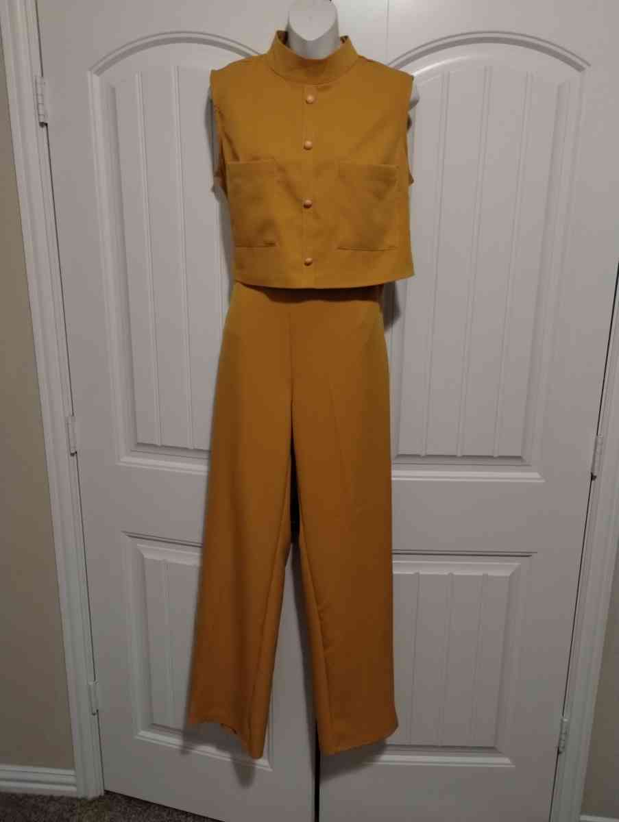 ladies dresses - Frisco, Texas - FleaMarketBay