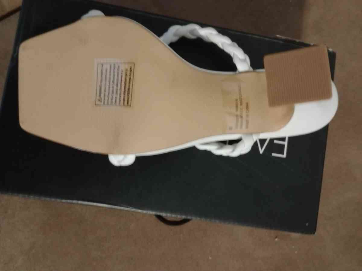 wish and waiting heels - Hampton, Virginia - FleaMarketBay