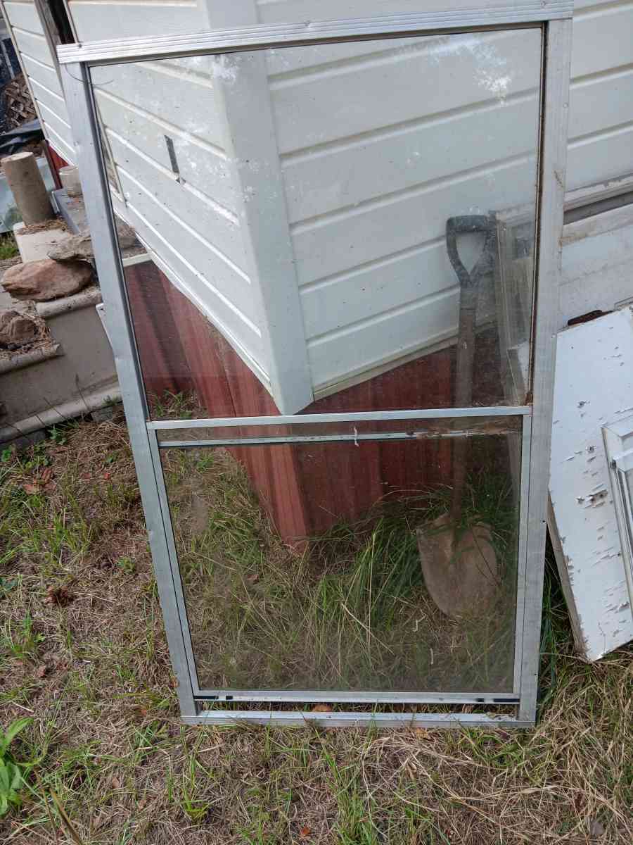 1 storm door and 2 windows - Lincoln, Alabama