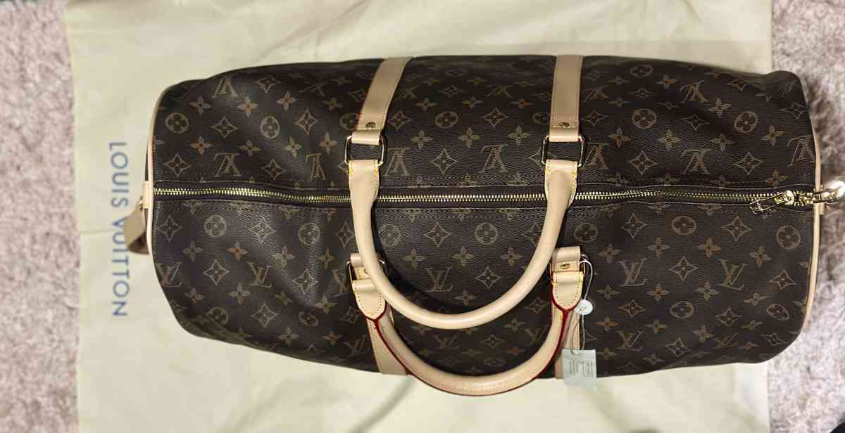 LV duffel bag - Tacoma, Washington - FleaMarketBay