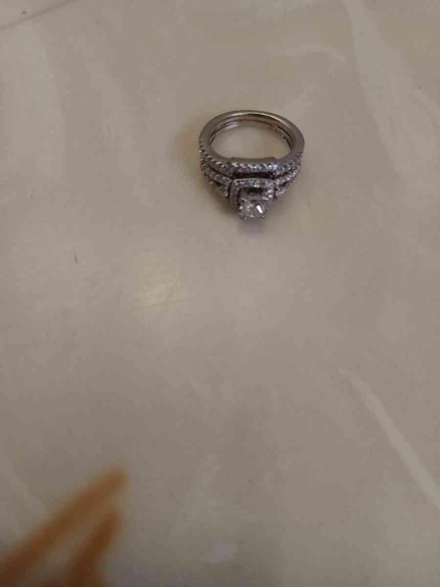 wedding ring - Louisville, Kentucky - FleaMarketBay