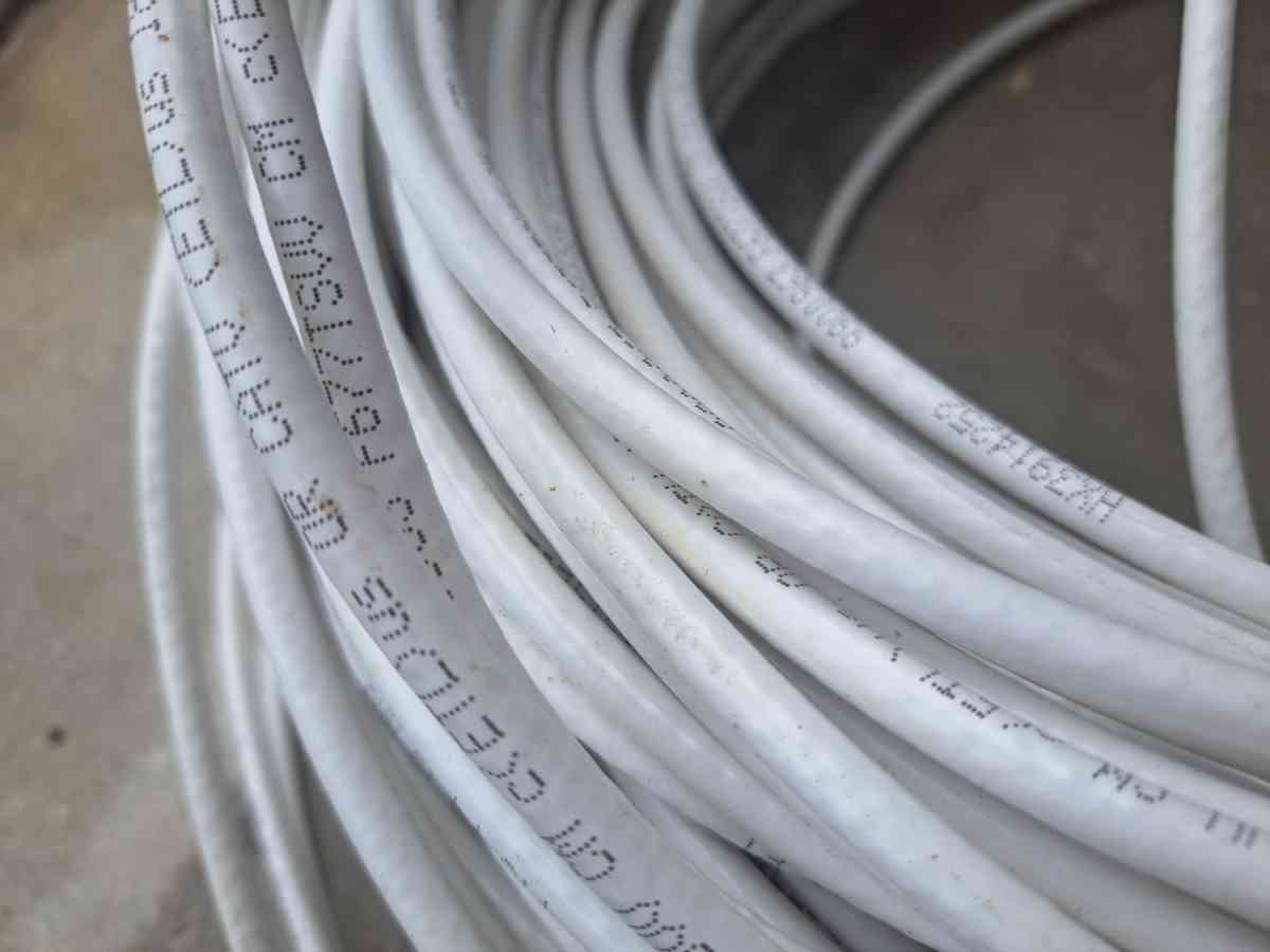AROUND 400 FT TV CABLE  BRAND NEW - New Port Richey, Florida - FleaMarketBay